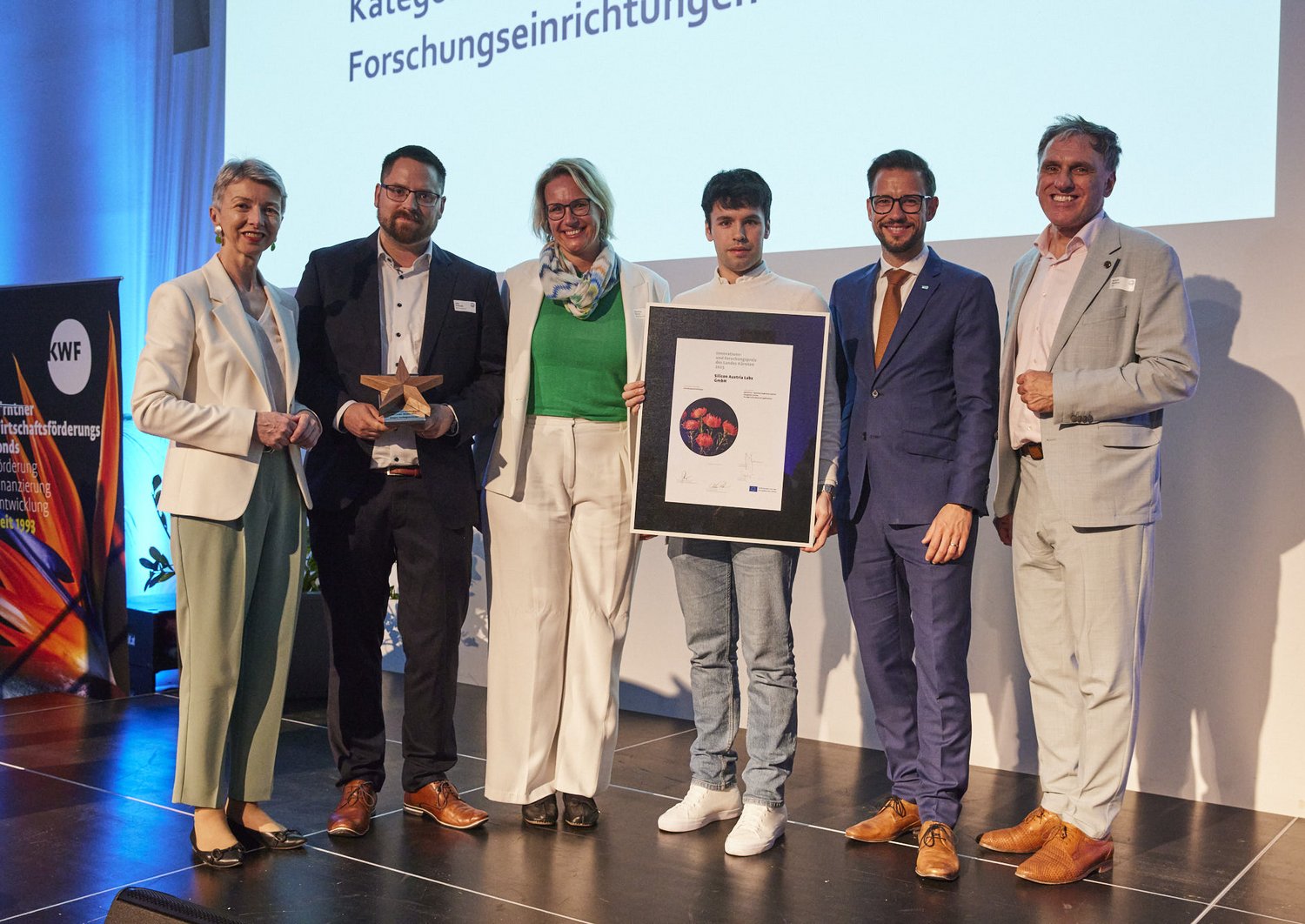 Gruppenfoto bei der Preisverleihung