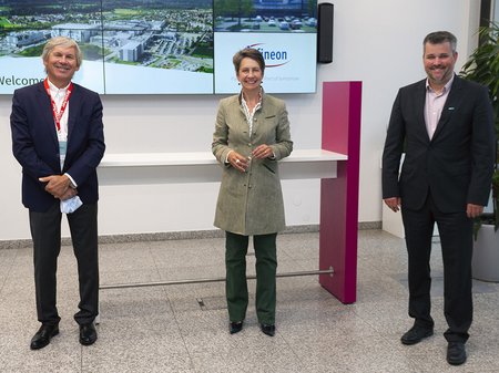 Stéphane Siebert is on the left and Gerald Murauer is on the right with ECSEL Chair Sabine Herlitschka in the middle. 